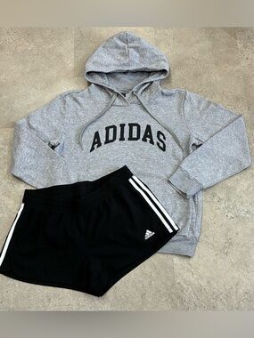 Womens ADIDAS Hoodie Sweatshirt & Athletic Shorts, sz Medium